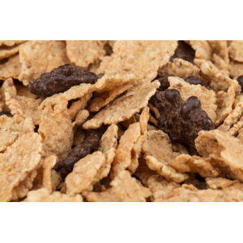 Νιφάδες από σιτάρι ολικής άλεσης και ρύζι επικαλυμμένες με πραγματική σκούρα σοκολάτα